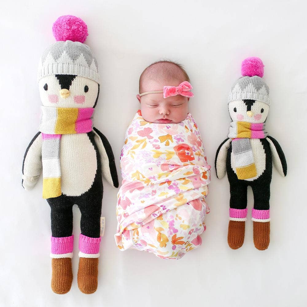cuddle+kind - Aspen the penguin, gives 10 meals