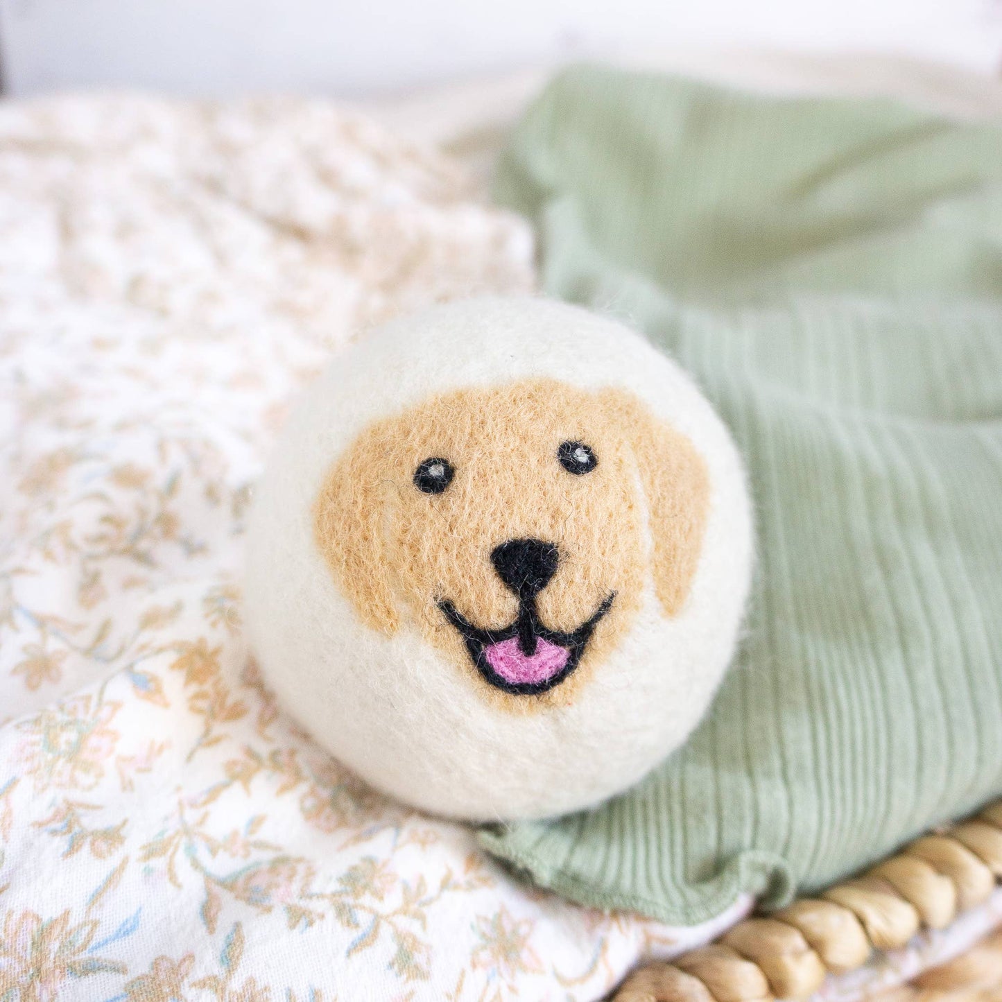 Friendsheep - Golden Dogs Eco Wool Dryer Balls - Yellow Retriever