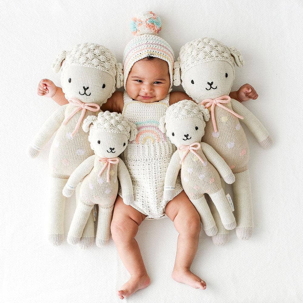 cuddle+kind - Lucy the lamb (pastel), gives 10 meals