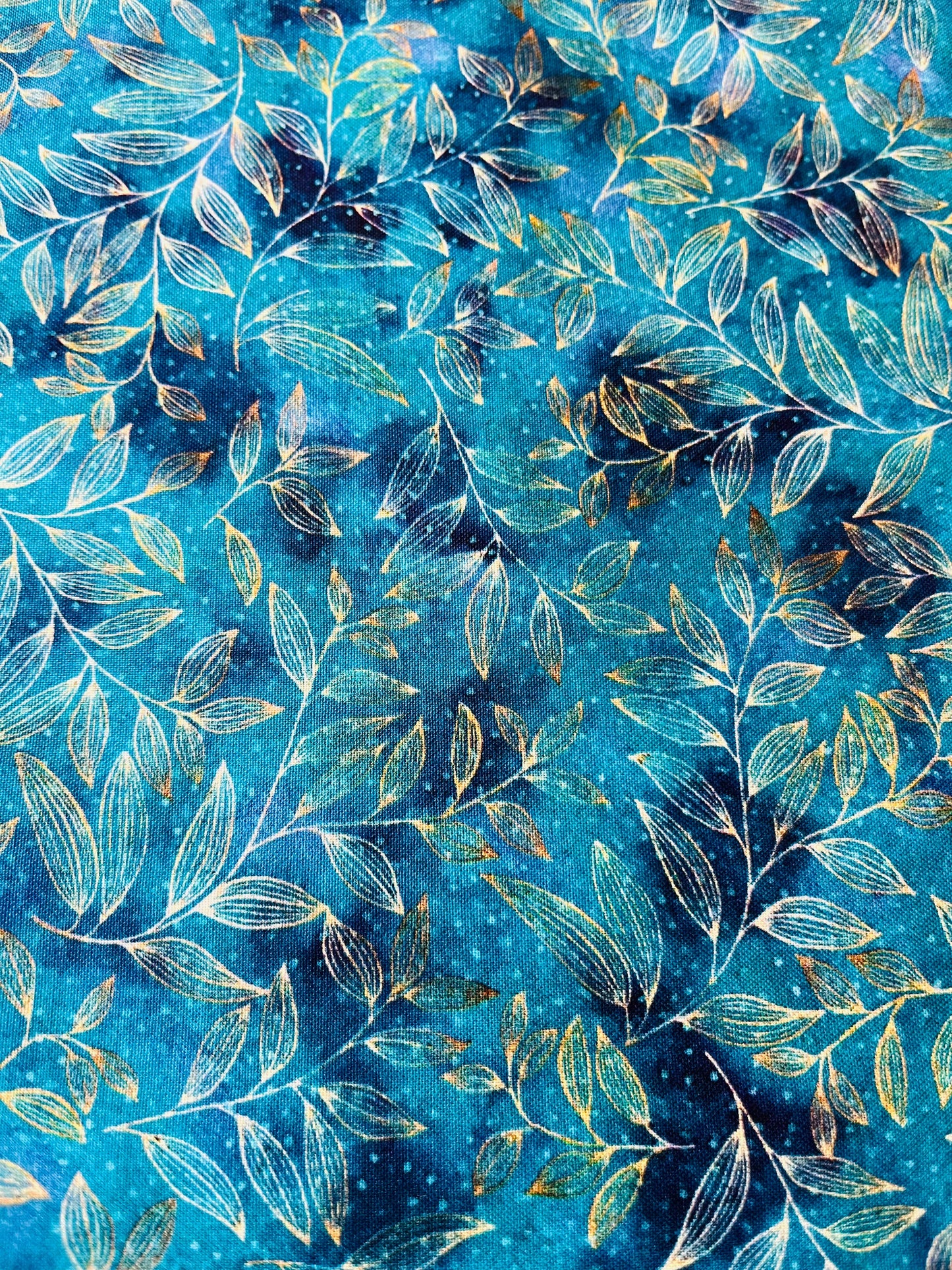 The Mouse & The Peacock - 6 (1/2 YD CUTS) OF PREMIUM COTTON FABRIC NESTLED IN GIFT BOX