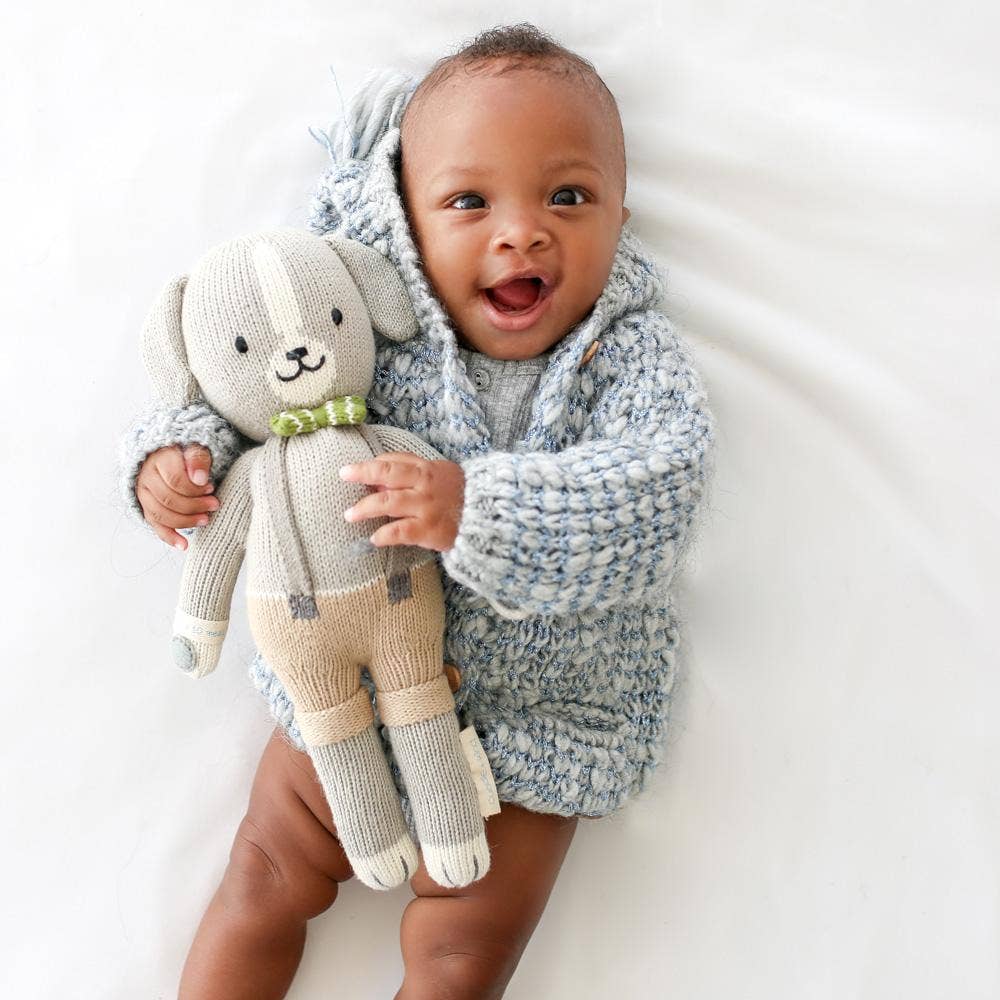 cuddle+kind - Noah the dog, gives 10 meals