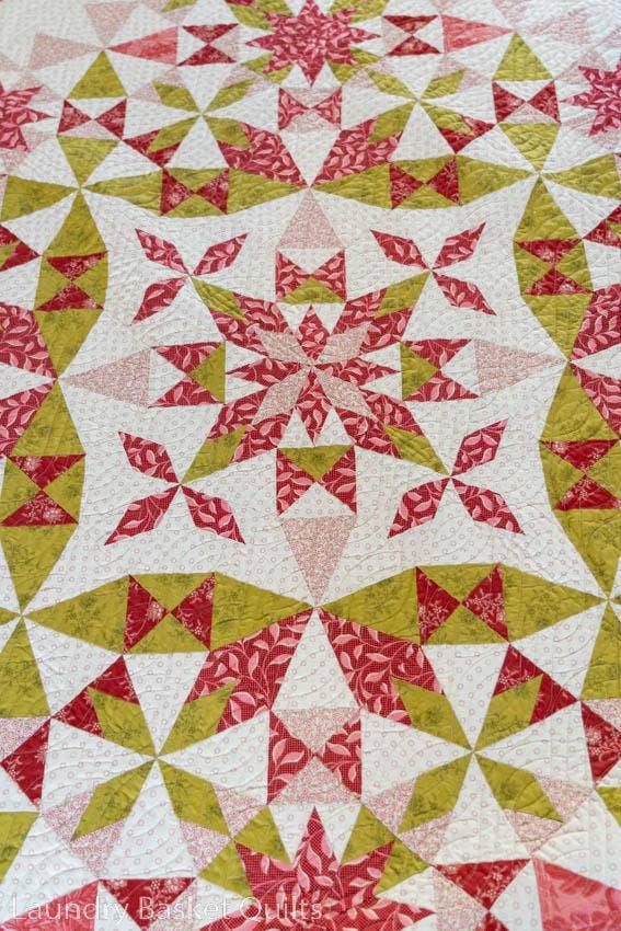 Laundry Basket Quilts - Alaskan Holiday