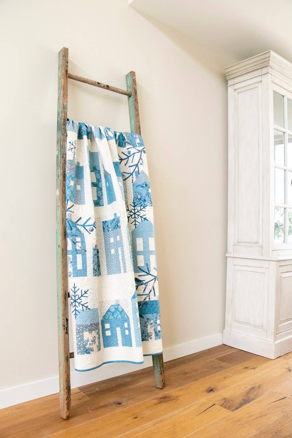 Laundry Basket Quilts - Winter Village Quilt Pattern