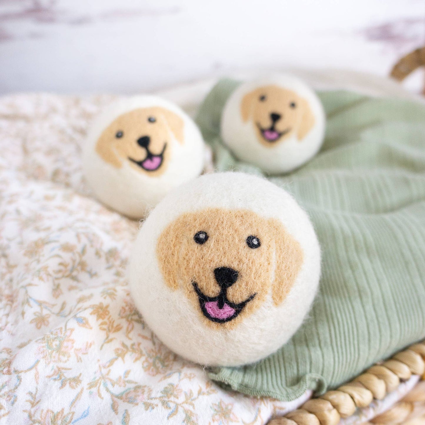 Friendsheep - Golden Dogs Eco Wool Dryer Balls - Yellow Retriever