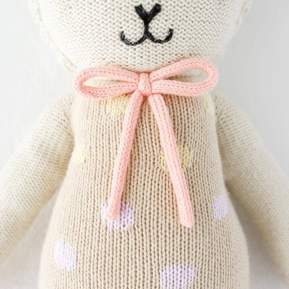 cuddle+kind - Lucy the lamb (pastel), gives 10 meals
