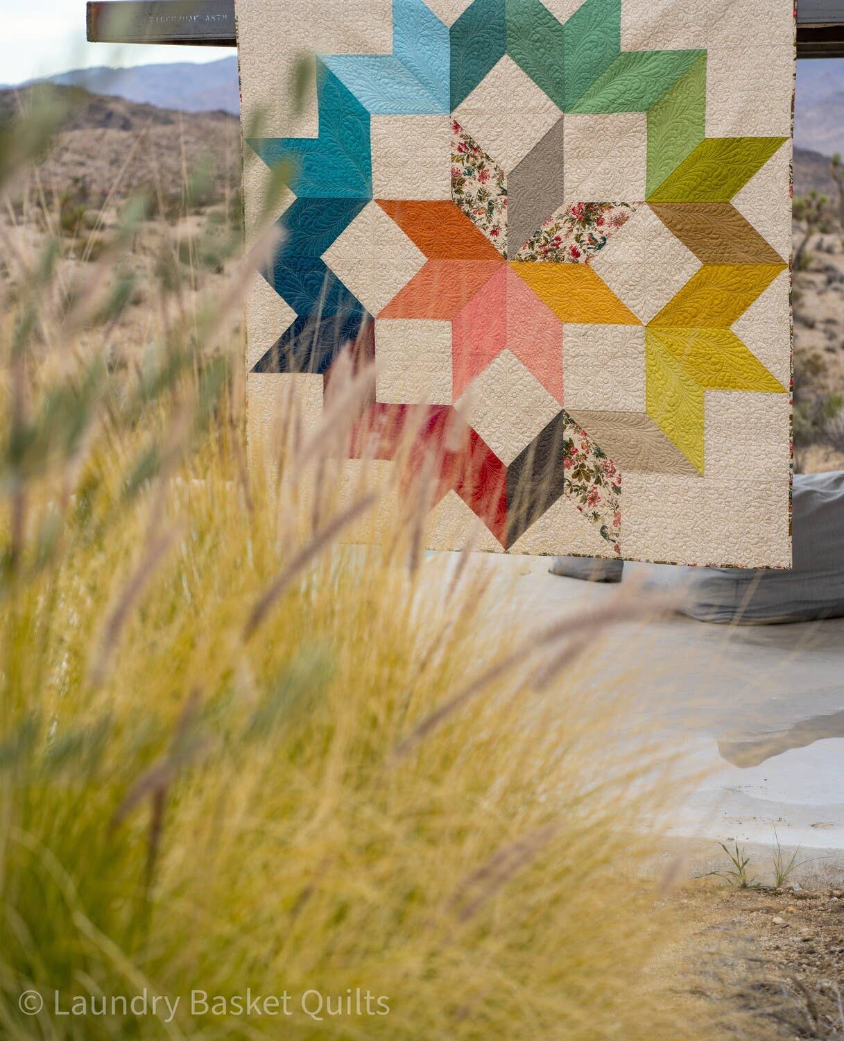 Laundry Basket Quilts - Rainbow Scraps Quilting Book